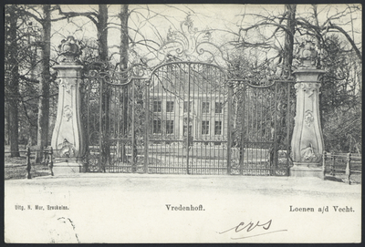 17327 Gezicht op de buitenplaats VredenHoff (Rijksstraatweg 51-53) te Nieuwersluis (gemeente Loenen aan de Vecht), met ...